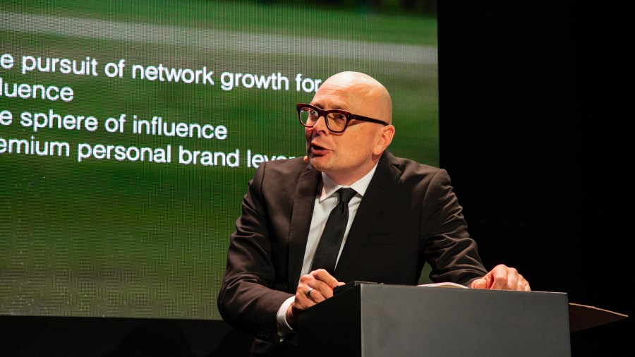 Marcus John Henry Brown auf dem ADC Festival 2019