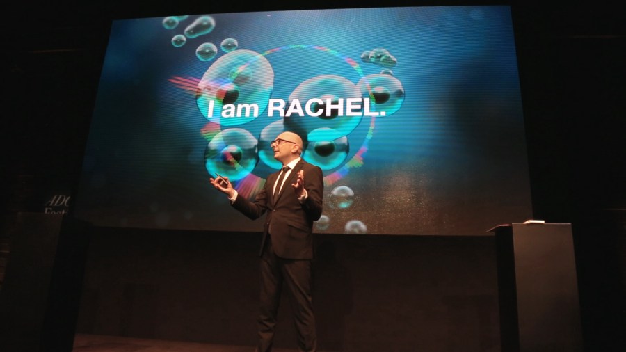 Marcus John Henry Brown, THE PASSING Performance auf dem ADC Festival 2019